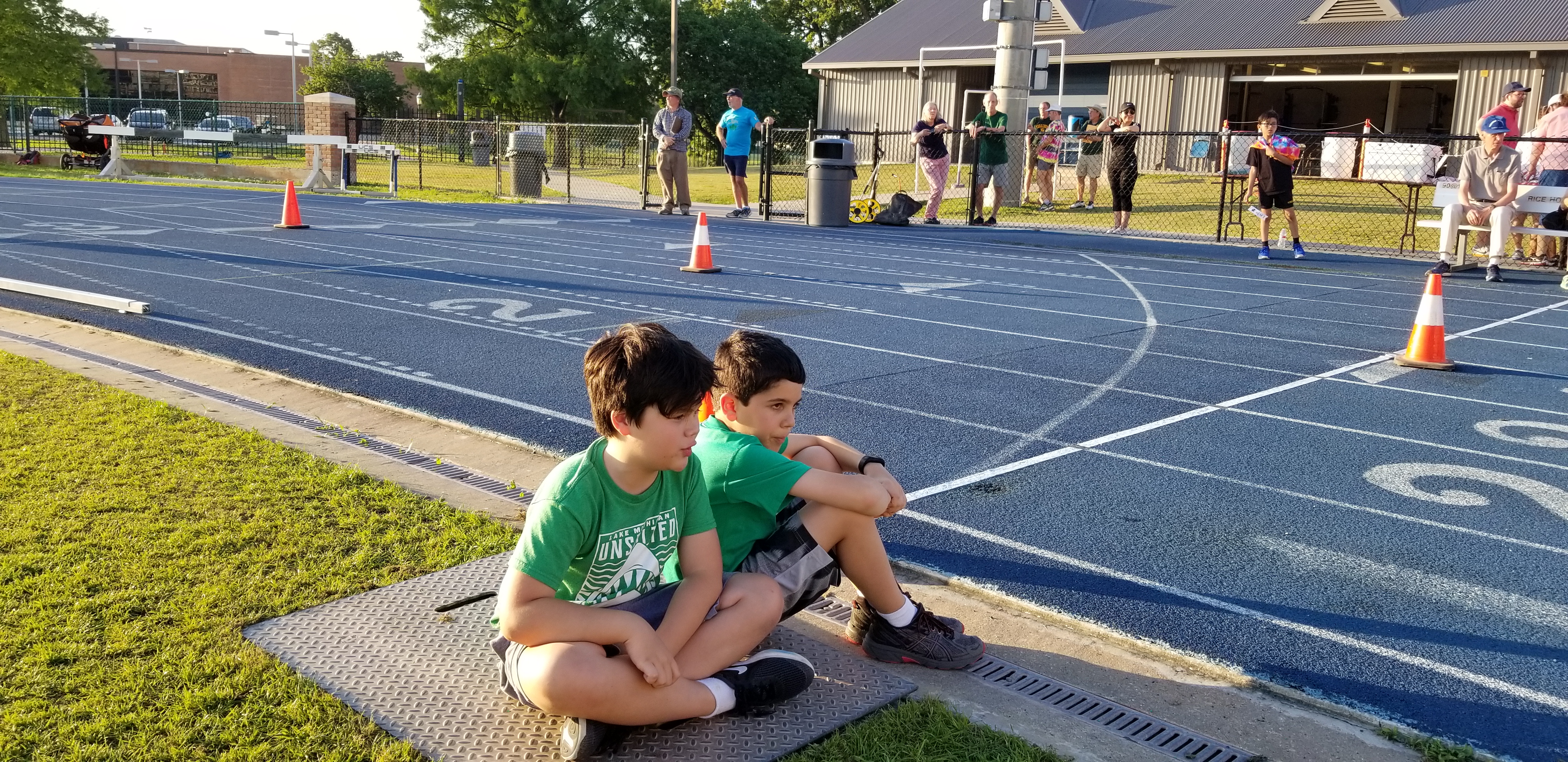 LP Run 2019 Young Runners Contemplating Kids Run
